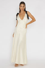 New York Minute Bow Shoulder Dress Oyster